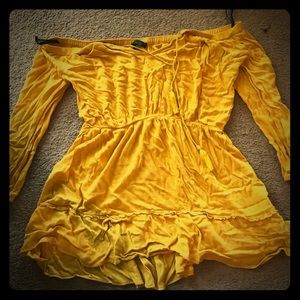 Yellow off-the-shoulder short dress with tassels